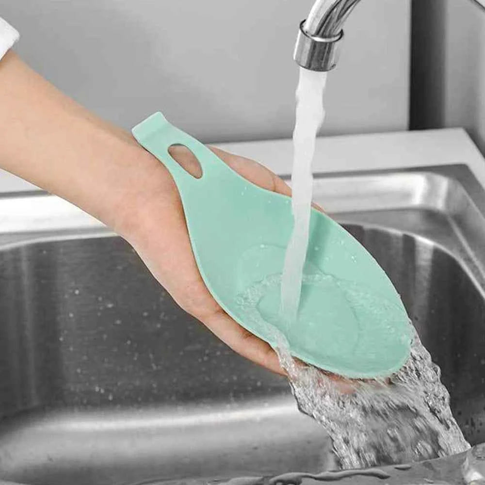 Silicone Insulation Spoon Rest Heat Resistant Placemat Drink Glass Coaster Tray Spoon Pad Eat Mat Pot Holder Kitchen Accessories
