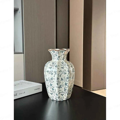 New Chinese Retro Blue and White Porcelain Vase, A Fresh and Elegant Living Room Floral Decoration Ornament Vases
