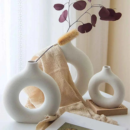 1PC-Elegant Ceramic Frosted Circular Donut Vase - Modern Minimalist Decor, Perfect for Flower Arrangement and Home Decoration