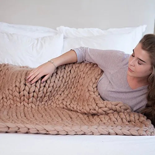Comfortable Chunky Knit Blanket Fashion Knitted Blanket Winter Warm Sofa Bed Throw Blankets Hand-woven Home Gifts
