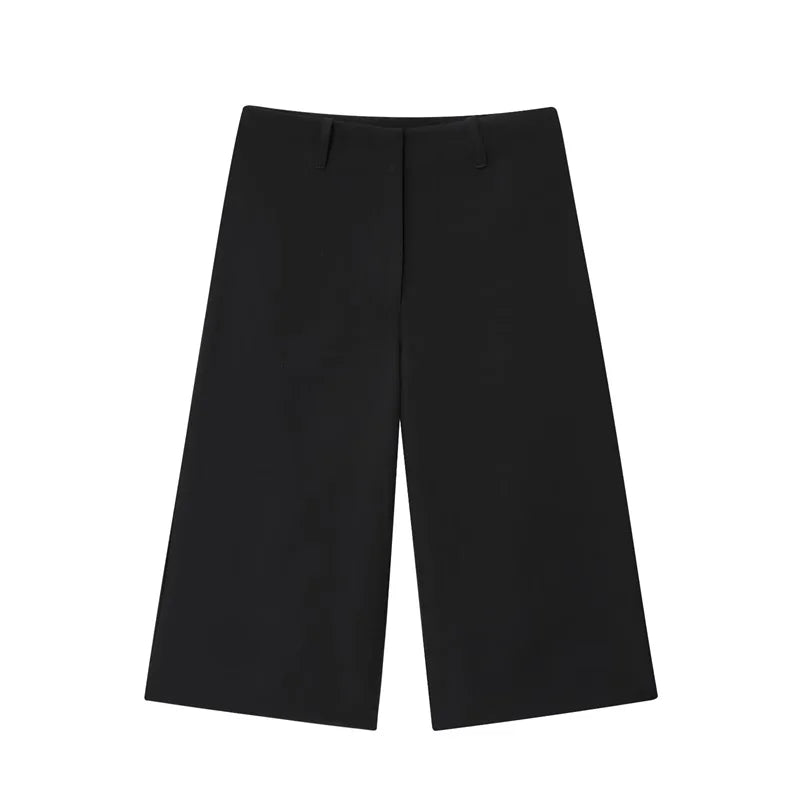 Women's Black Cropped Casual Shorts — Simple Summer Commuter Shorts