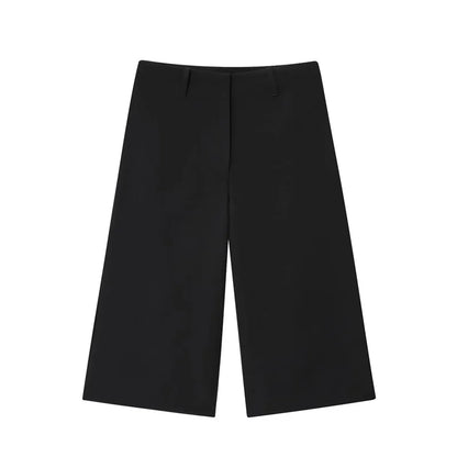 Women's Black Cropped Casual Shorts — Simple Summer Commuter Shorts