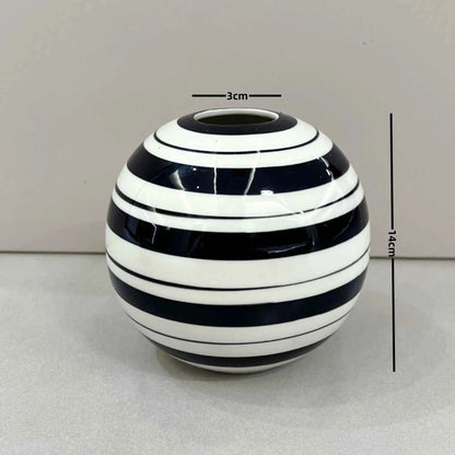 Creative Black and White Striped Ball Ceramic Vase Exquisite Table Flower Arrangement Hydroponic Vase Crafts Interior Ornament