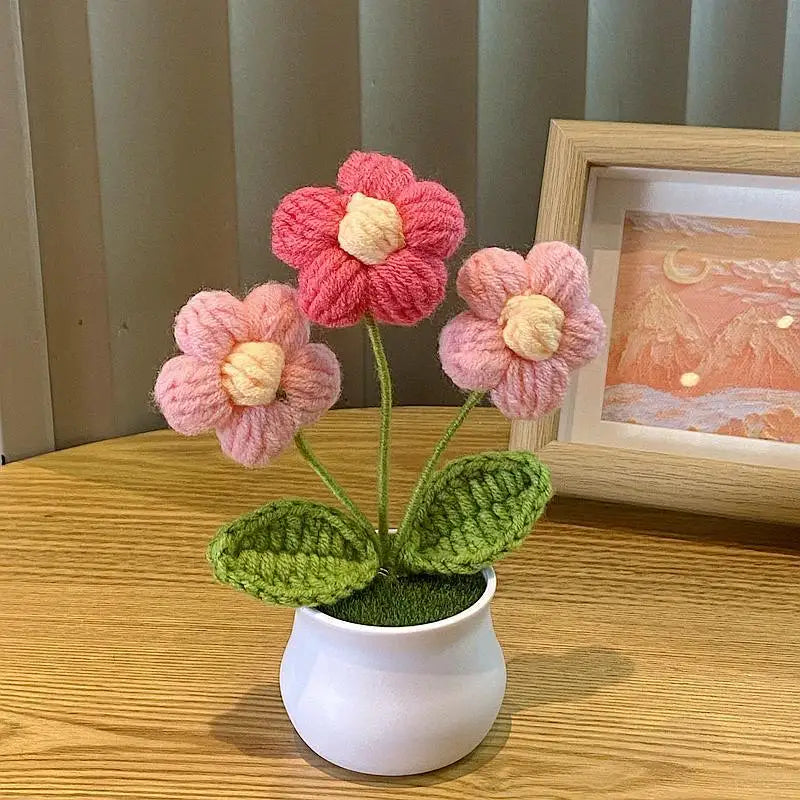 DIY Handwoven Mini Potted Flower Rose Office Desktop Ornamental Potted Plants Woolen Thread Finished Product Home Decoration