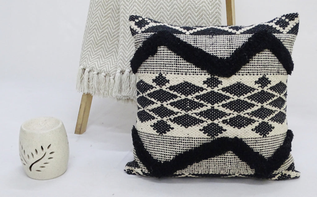 Coussin décoratif touffeté à chevrons 50x50 cm pour canapé