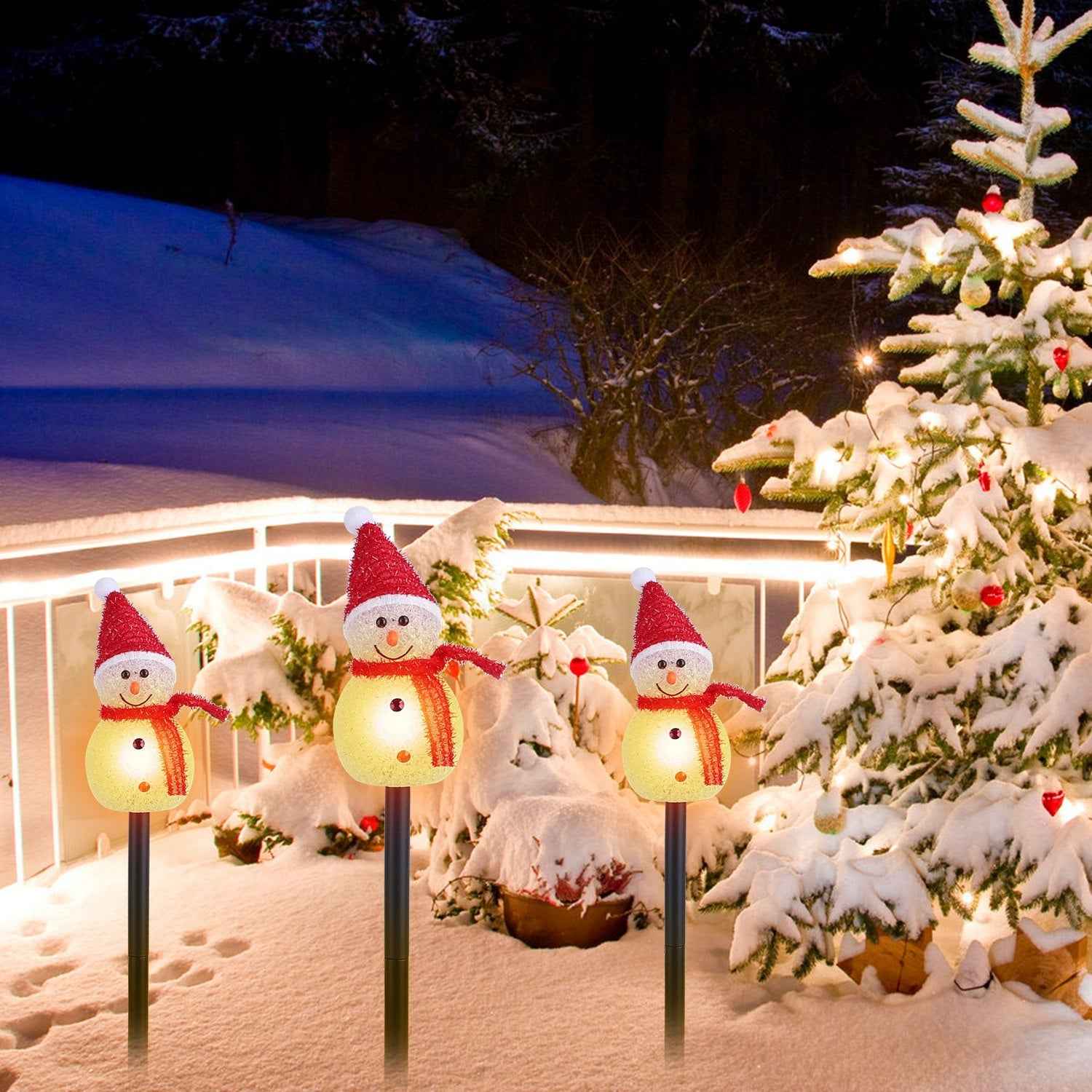 Solar Powered 3 Snowmen Garden Stake Light - IP55 Waterproof LED Pathway Lamp