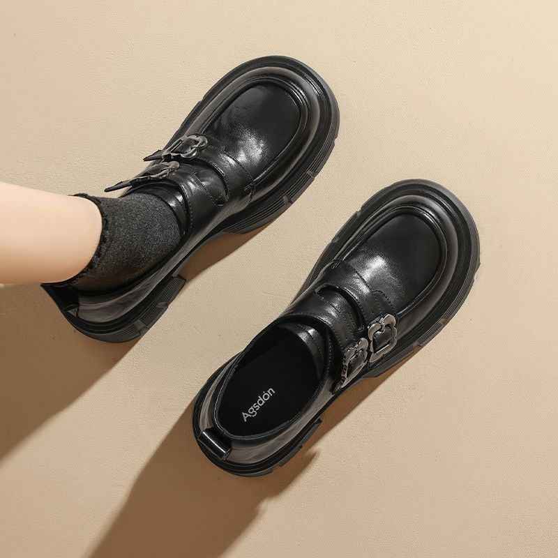 Retro Leather Skirts And Height-increasing Single Shoes