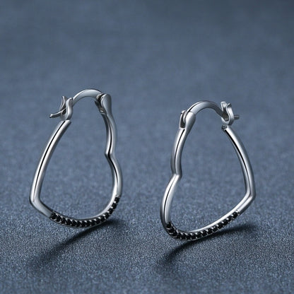 Creative Hollow Heart-shaped Zircon Necklace - DropOnline.co