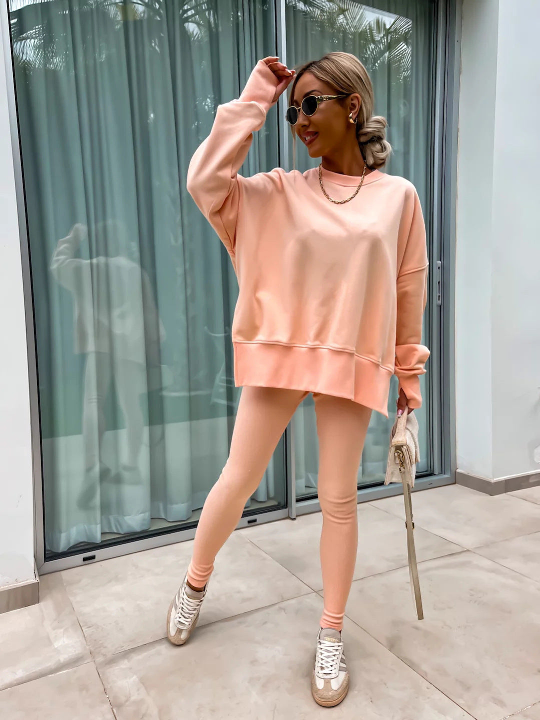 Women's Casual Sweatshirt and Pants Set - Comfortable Loungewear Outfit