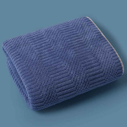 Water-absorbing Quick-drying Striped Coral Fleece Bath Towel