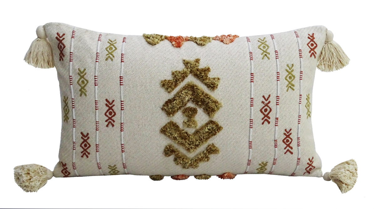 Coussin décoratif brodé avec pompons 35,5 cm x 61 cm