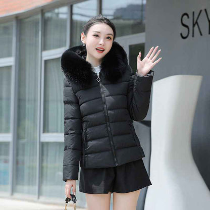 Women's Slim Fit Short Padded Coat With Fur Collar