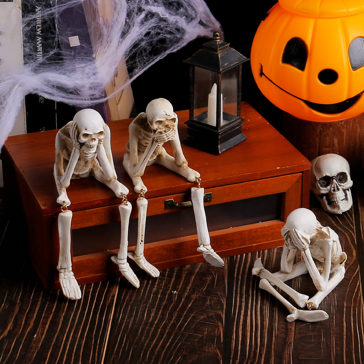 Halloween Resin Skull Decorations - Spooky Home Decor