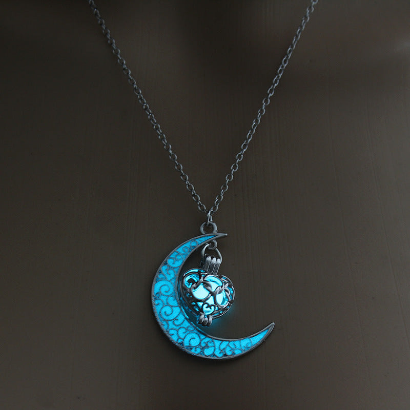 Glowing Pendant Necklace - Silver Plated Chain