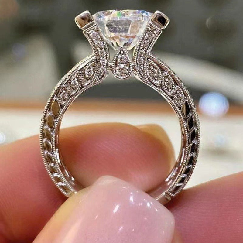 Silver Fashion Women's Ring - Elegant Statement Piece
