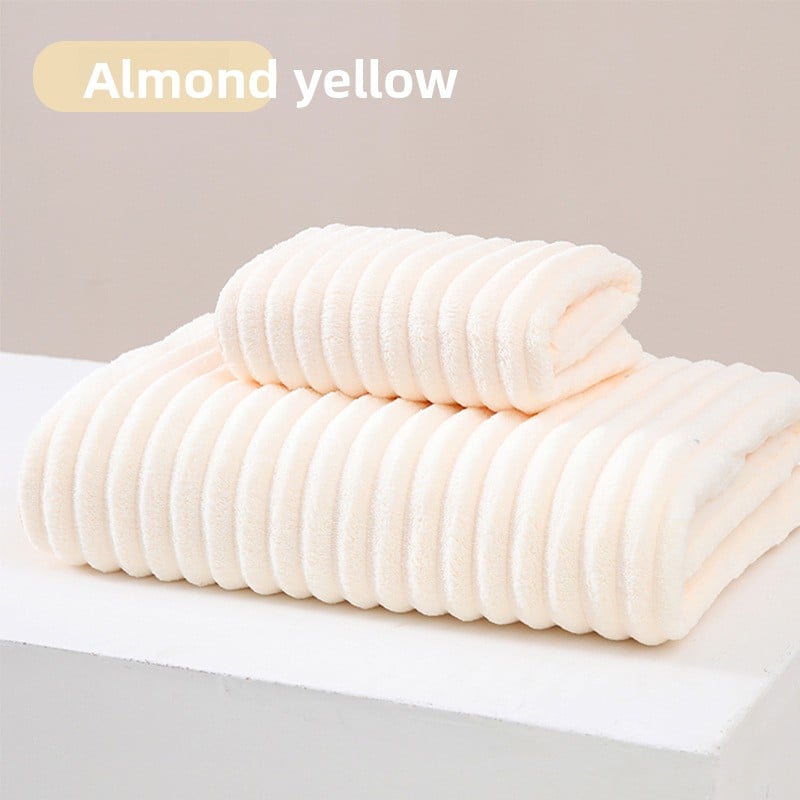 Ultra-Thick Premium Bath Towel - Absorbent Design