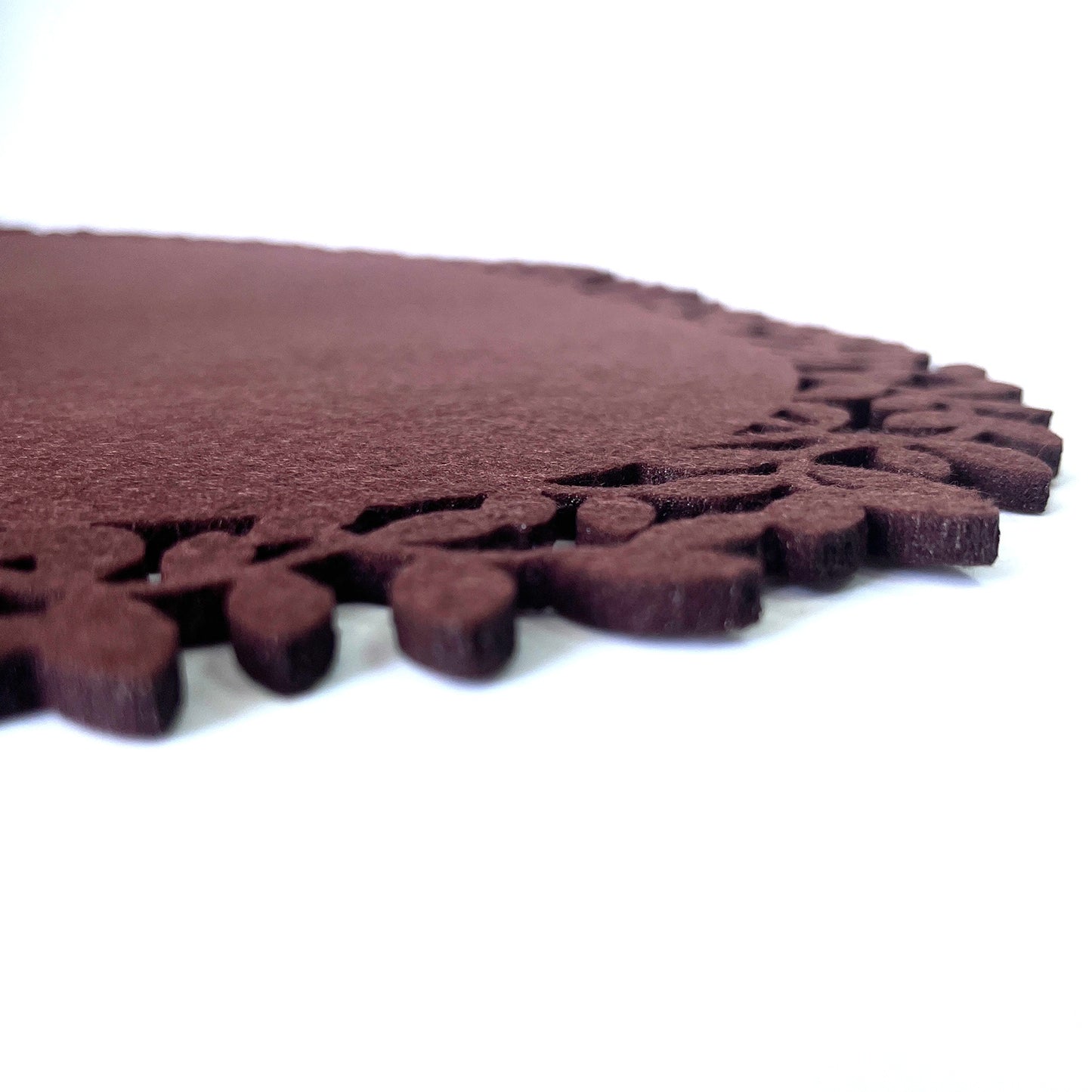 Premium Felt Placemats Set of 4 - Leaf Edge Design Heat Resistant Table Mats