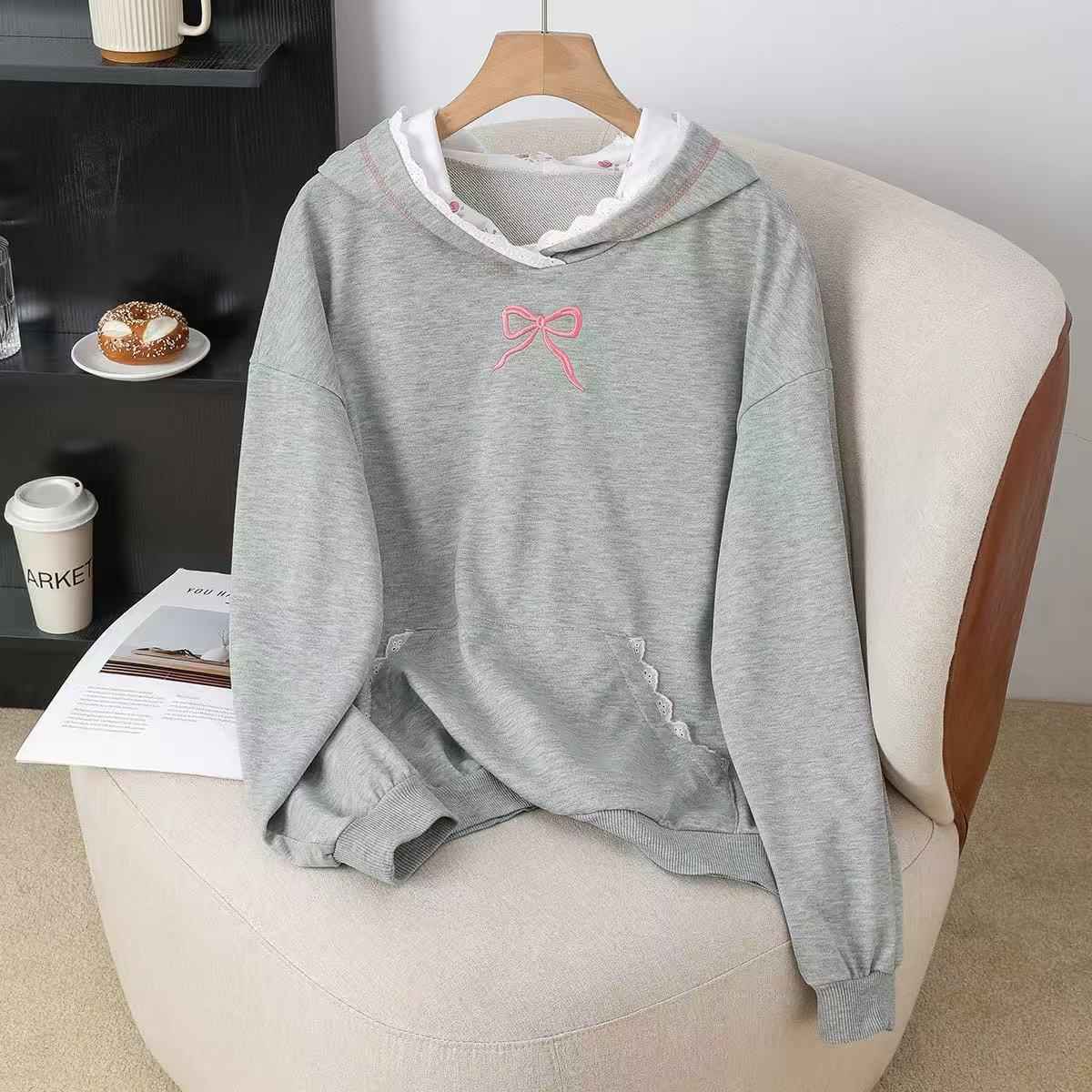 Lady's Color-block Lace Mid-length Sweatshirt