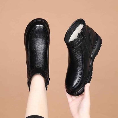 Women's Flat Bottomed Anti Slip Leather Wool Short Boots